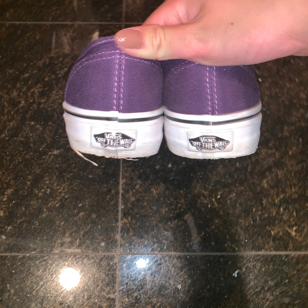 NEW AUTHENTIC VANS sneakers in blackberry - Picture 6 of 7